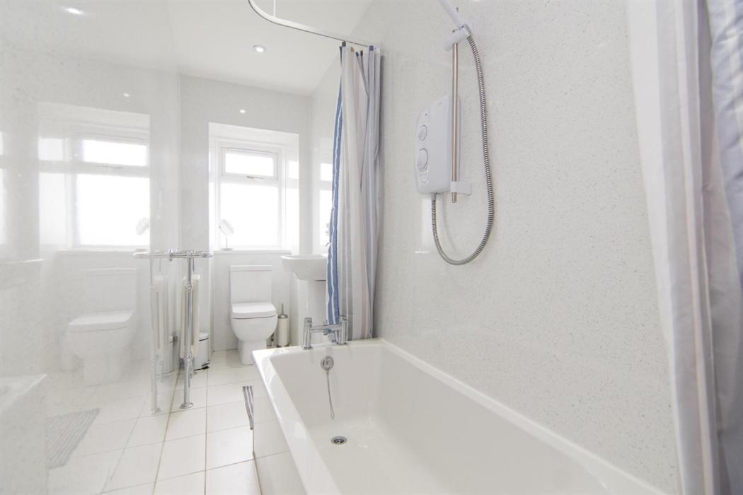 House No1 With Amazing Sea Views And Direct Access Apartment *
