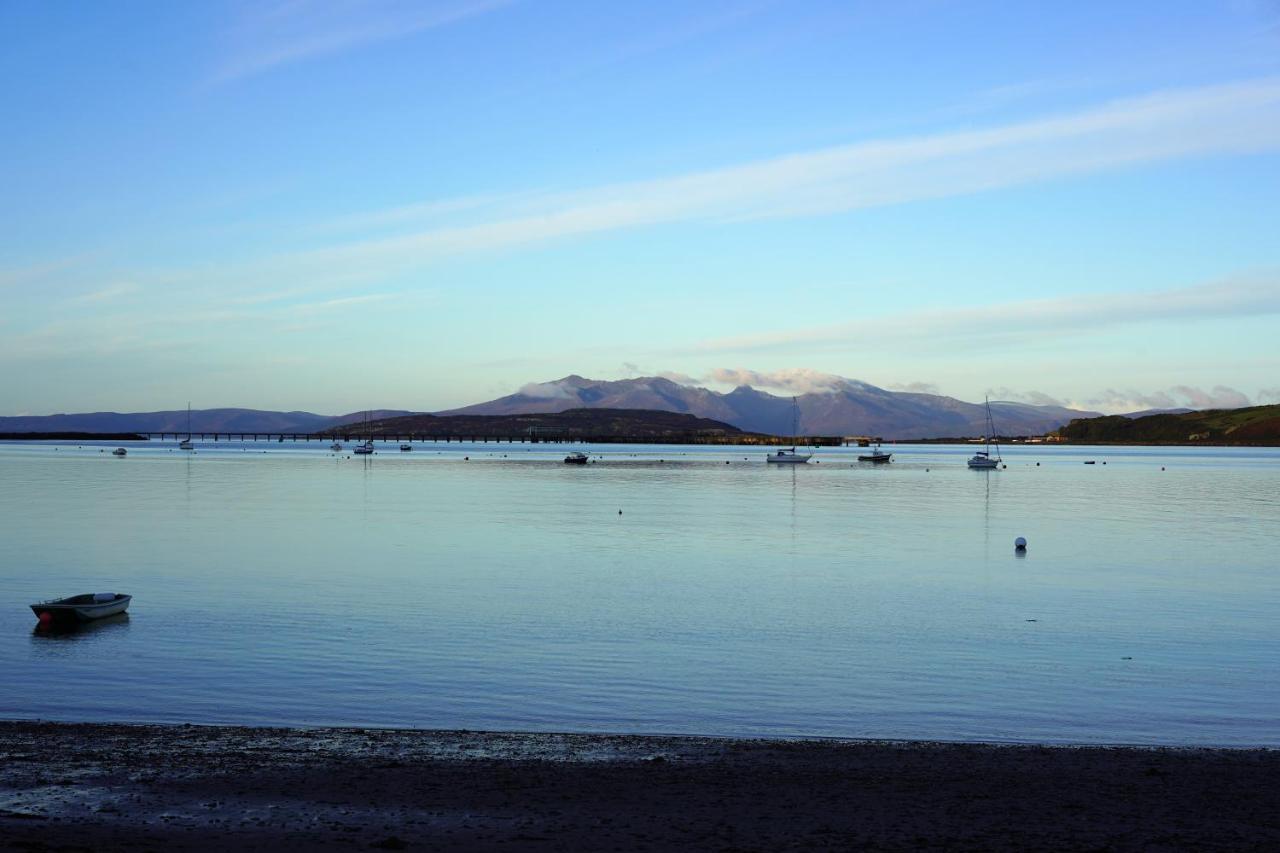Apartment House No1 With Amazing Sea Views And Direct Access Fairlie