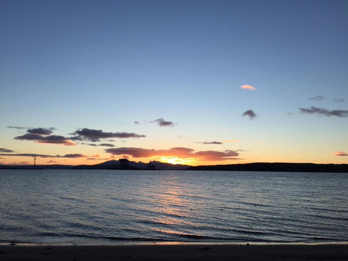 House No1 With Amazing Sea Views And Direct Access Fairlie