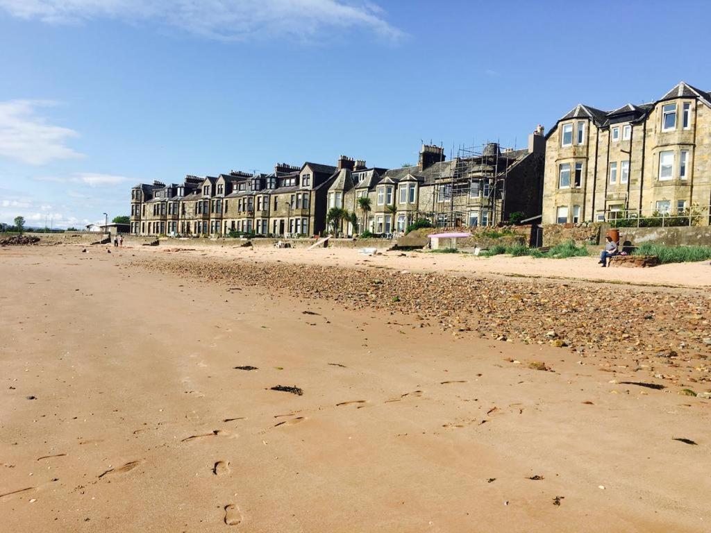House No1 With Amazing Sea Views And Direct Access Apartment Fairlie